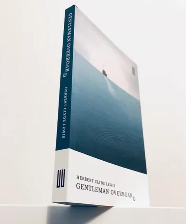 clyde-gentleman-overboard